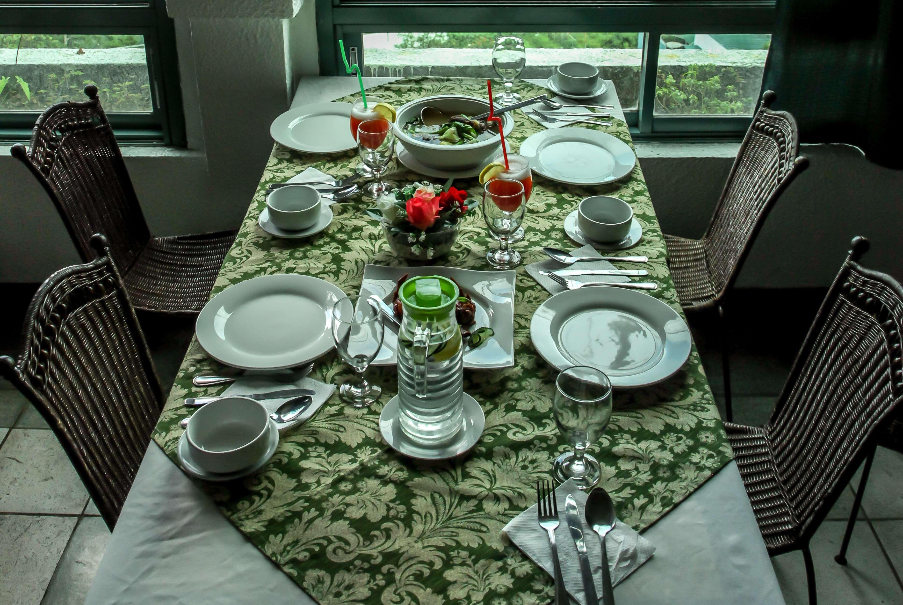 Days Hotel Tagaytay Tagaytay City Екстер'єр фото