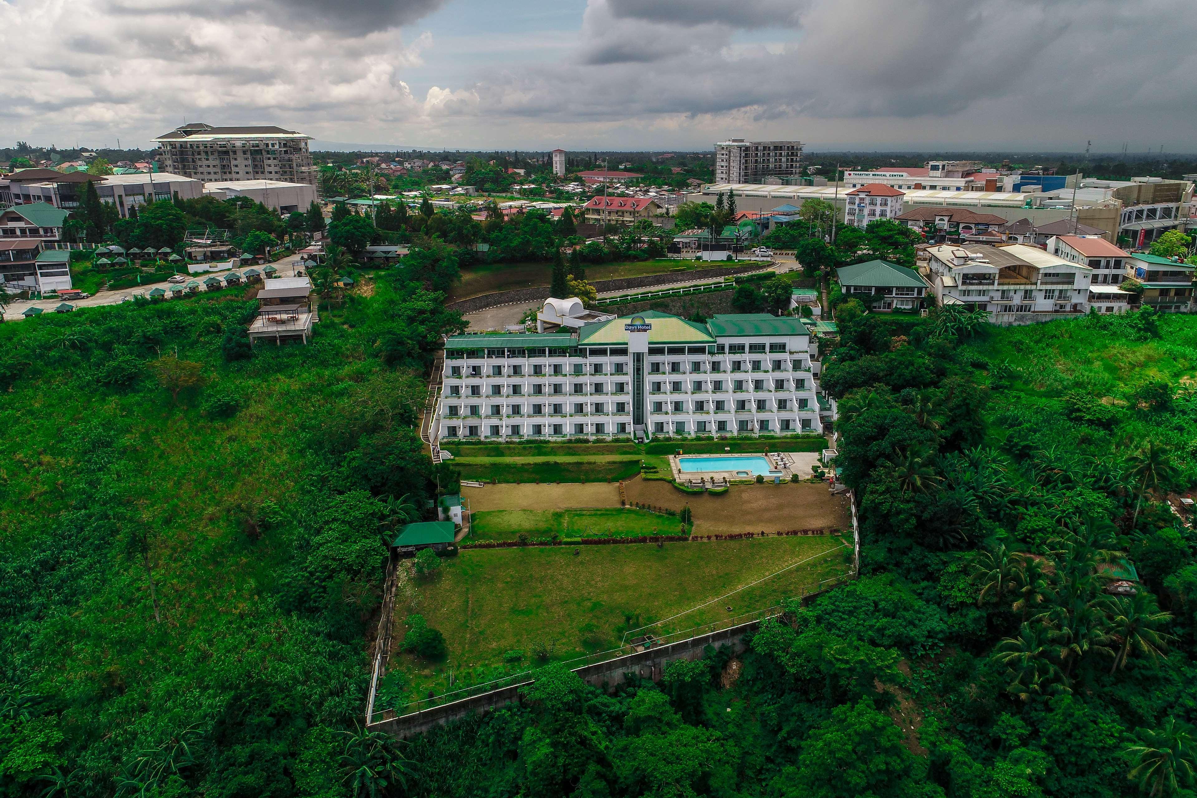 Days Hotel Tagaytay Tagaytay City Екстер'єр фото
