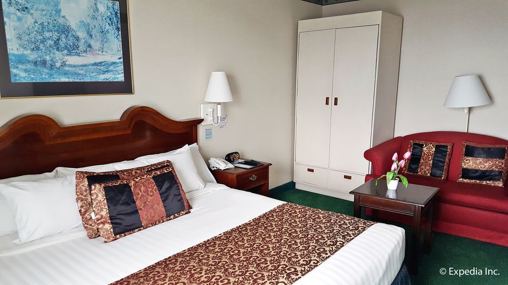 Days Hotel Tagaytay Tagaytay City Екстер'єр фото